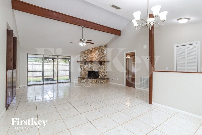 Foto del edificio - 709 Heather Ln