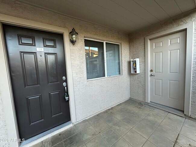 Foto del edificio - 12440 N 20th St