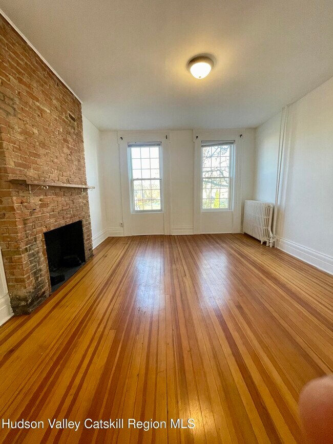 Foto del edificio - 707 Warren St