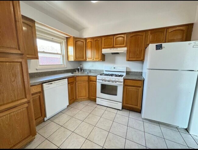 Building Photo - 3187 Hatting Pl