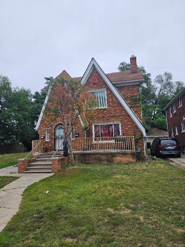 Building Photo - 17376 Kentucky St