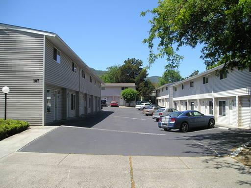 Primary Photo - 167 Lincoln St