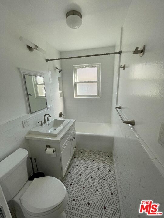 Foto del edificio - 5946 Airdrome St