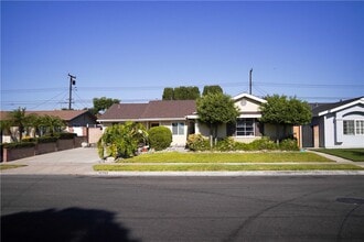 Building Photo - 12752 Sutter St