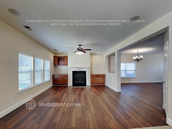 Foto del edificio - 112 Waterlynn Club Dr