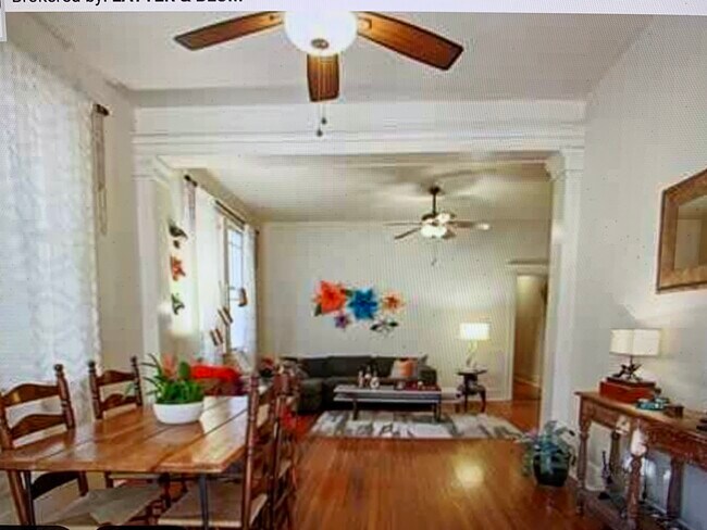Building Photo - 7818 Saint Charles Ave