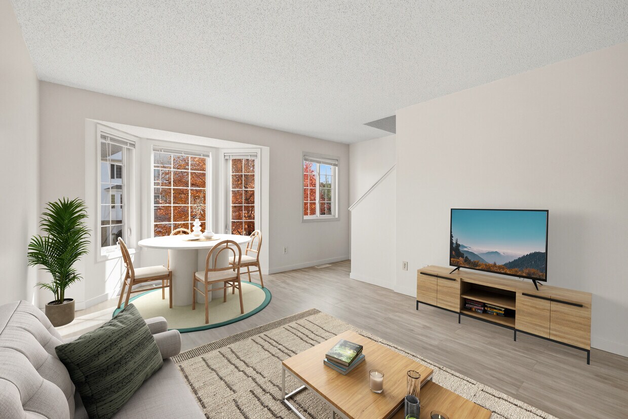 Foto principal - 4811 Education Dr N