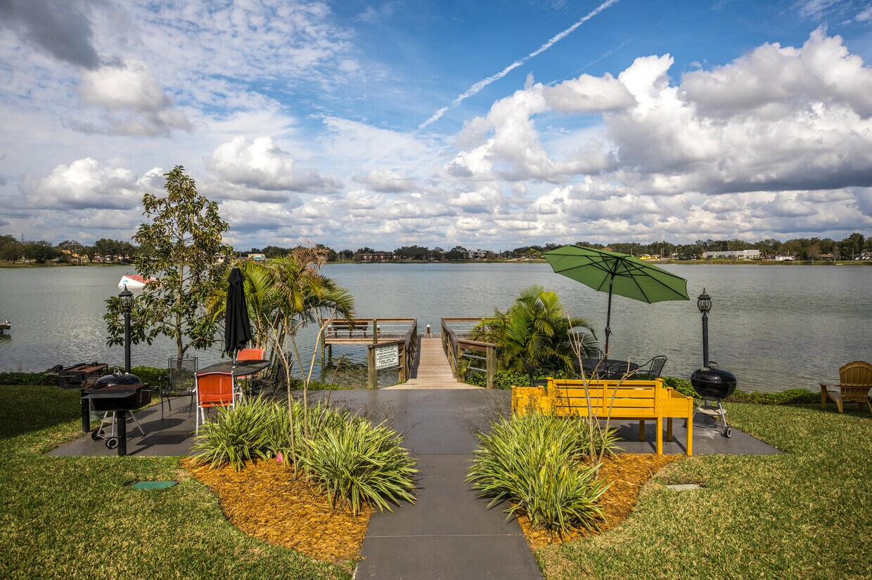 207 S Lake Silver Dr, Winter Haven, FL 33881 Apartments Winter Haven