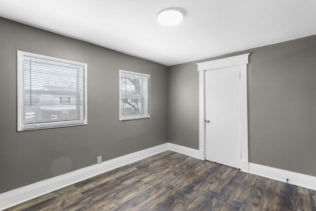 Foto del edificio - 1308 Kinyon St