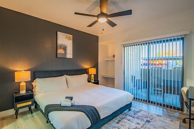 Foto del edificio - 7455 N 95th Ave