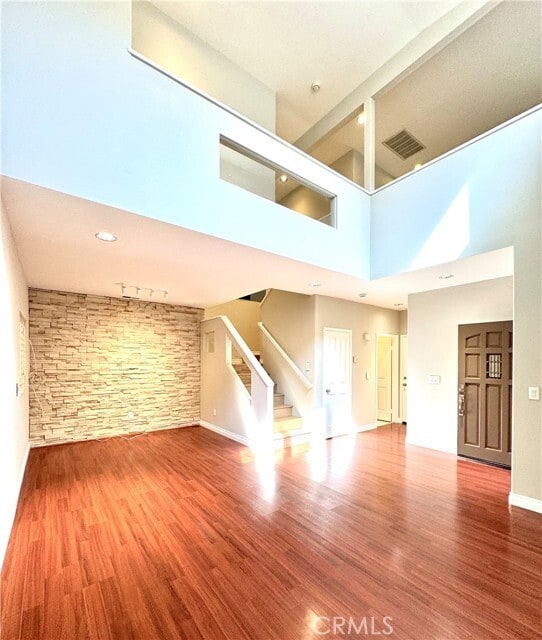 Building Photo - 2072 Villa Del Lago Dr