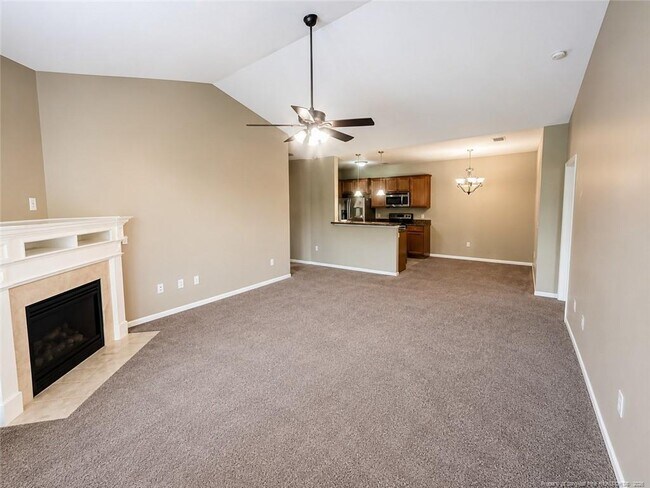 Foto del edificio - 2645 McArthur Landing Cir