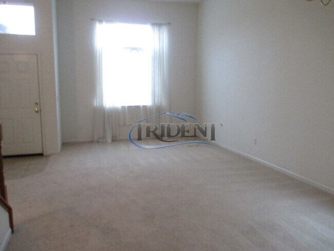 Foto del edificio - 4 bedroom, 3 bath house with approx. 2,183 sq. ft.