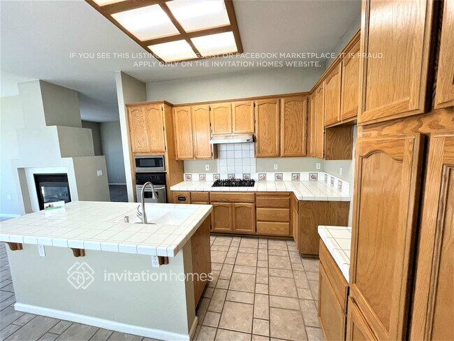 Building Photo - 1070 Steele Way