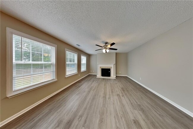 Foto del edificio - 1128 Grandview Cir