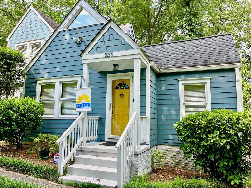 Primary Photo - 233 Spence Ave SE