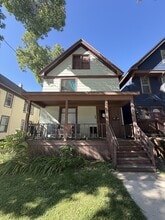 Building Photo - 118 S Blair St