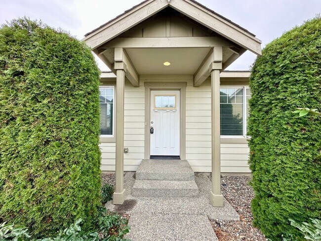 Foto del edificio - Charming 4-Bedroom Home with Large Fenced Yard and Modern Updates in Ellensburg