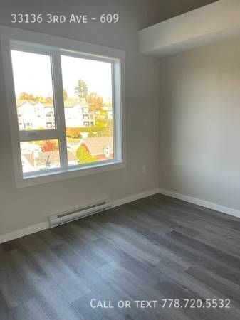 Photo du bâtiment - Top Floor Apartment