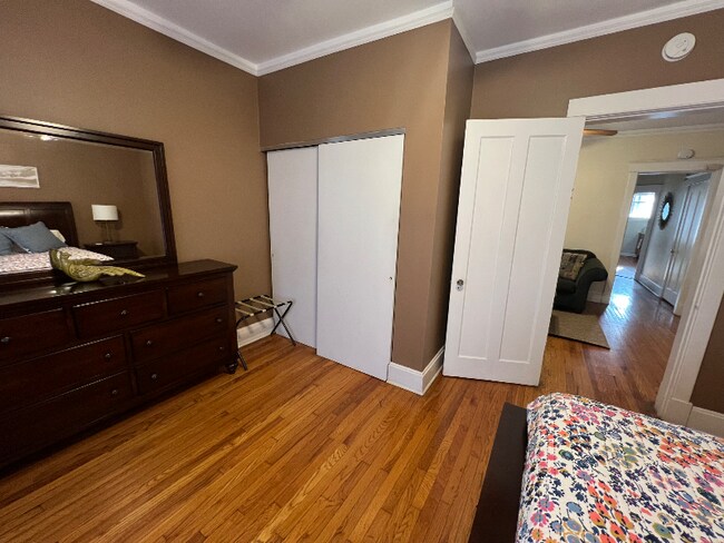 Foto del edificio - 5354 Murdoch Ave