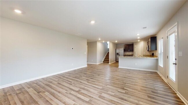 Building Photo - 2327 Burnett Ln