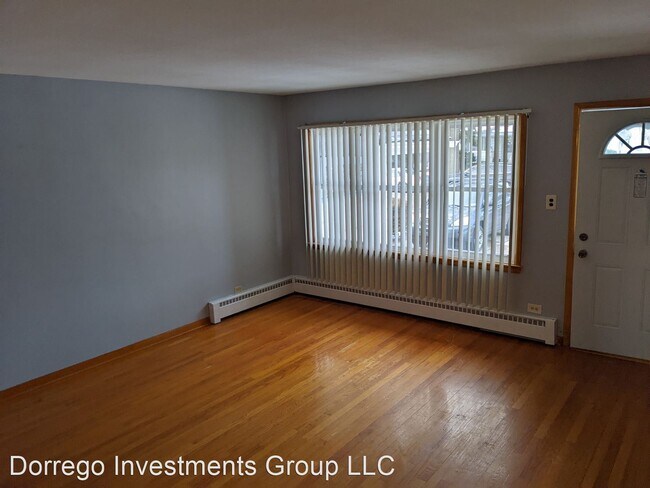 Building Photo - 3 br, 1 bath House - 533 156th Pl.