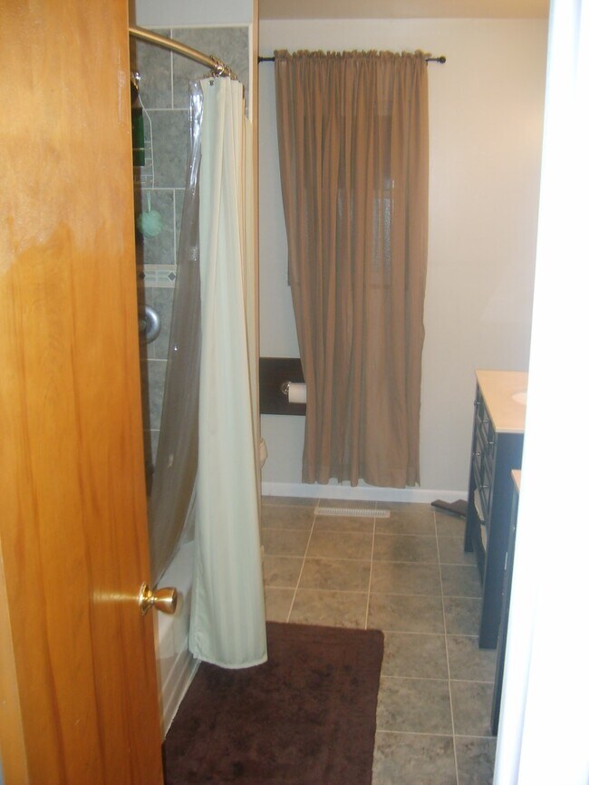 baño principal - 2015 W Arrowhead Dr