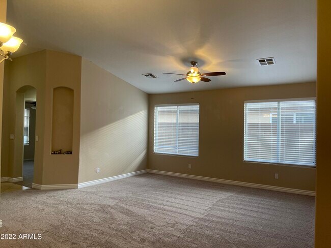Building Photo - 2929 W Angel Way