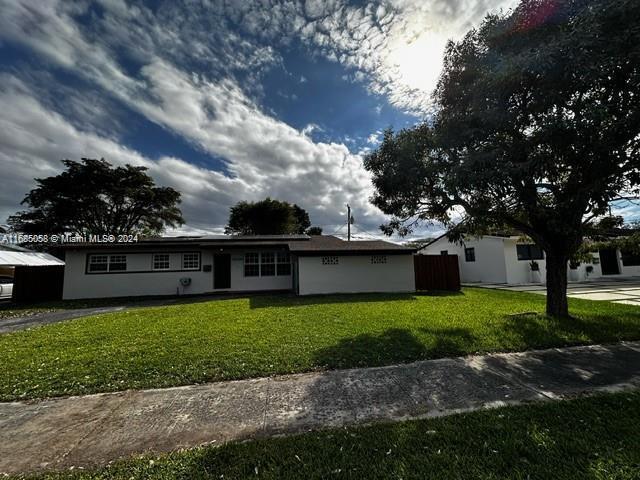 Foto principal - 10320 SW 50th St