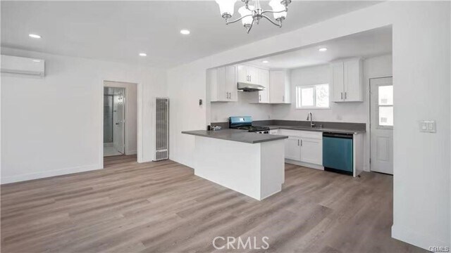 Building Photo - 4249 Filhurst Ave