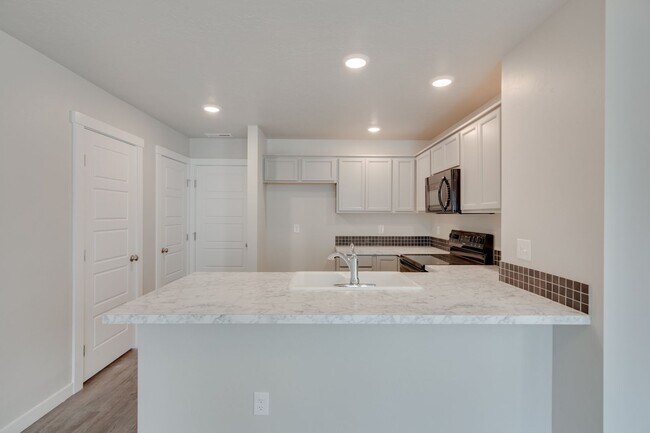 Foto del edificio - Beautiful, Modern 2 Bedroom Cottage Availa...