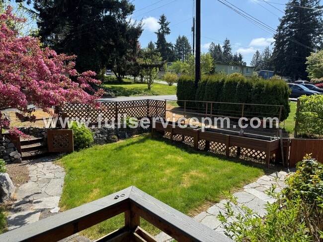 Building Photo - Spacious 4-Bedroom Upper-Level Home with Fireplace, Bonus Room & Large Deck