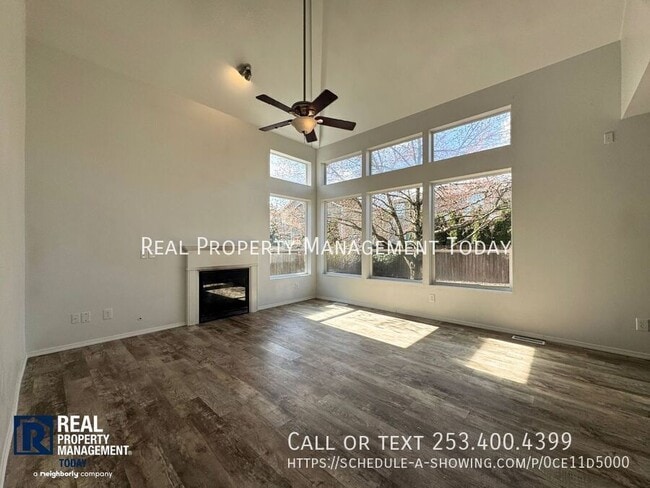 Building Photo - 4788 Okanogan Dr SE