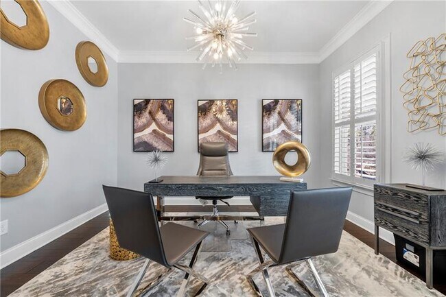 Foto del edificio - 3165 Oakdale Rd