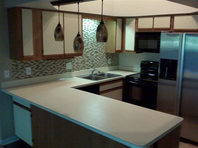 Building Photo - 30618 Oakridge Manor Dr
