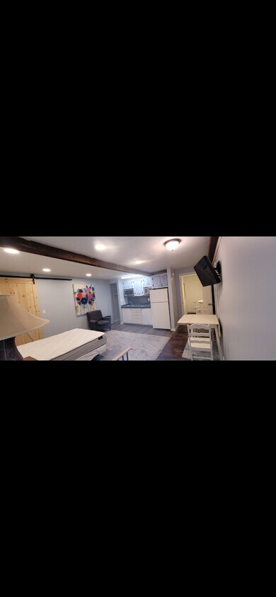 Foto principal - 34 Steelman St