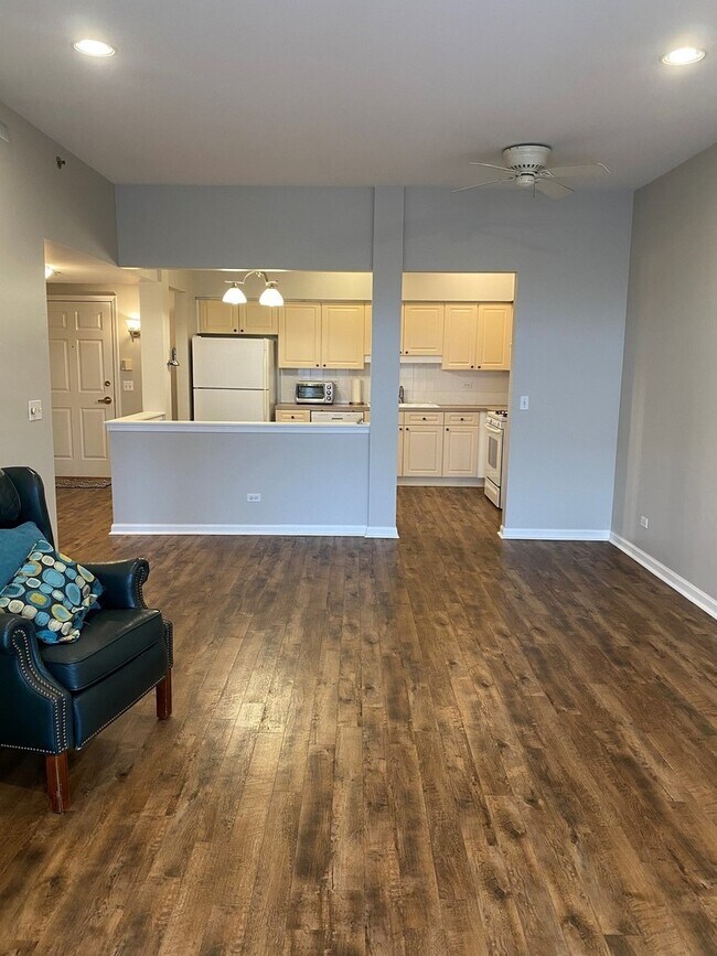 Foto del edificio - 9220 E Prairie Rd