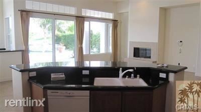 Building Photo - 3 br, 3.5 bath House - 80410 Torreon Way
