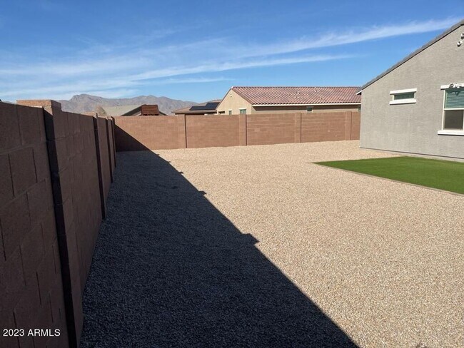Foto del edificio - Single level home Built in 2020 located in...