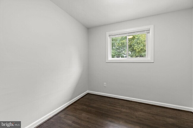 Foto del edificio - 501 Waterford Rd