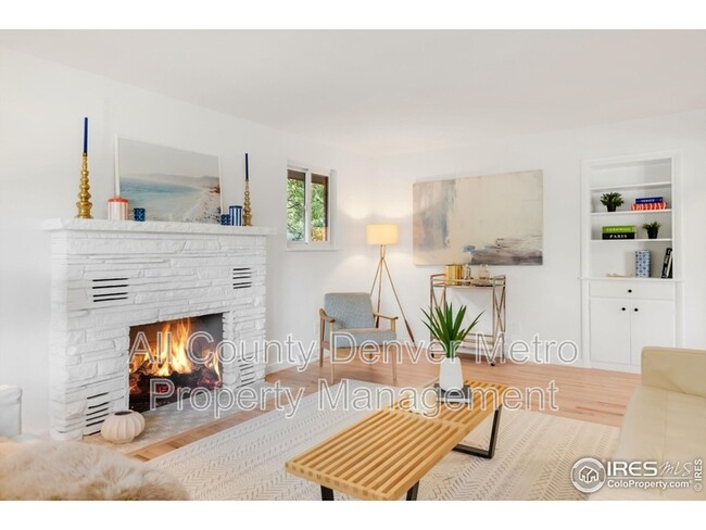 Photo - 2025 Grape Ave House