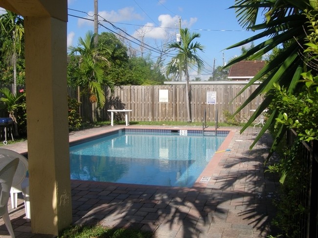  - Bernford Townhouse Community Apartments