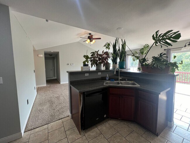 Building Photo - Beautiful 4-Bedroom Home in Hickory Valley...