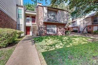 Building Photo - 2535 Wedglea Dr