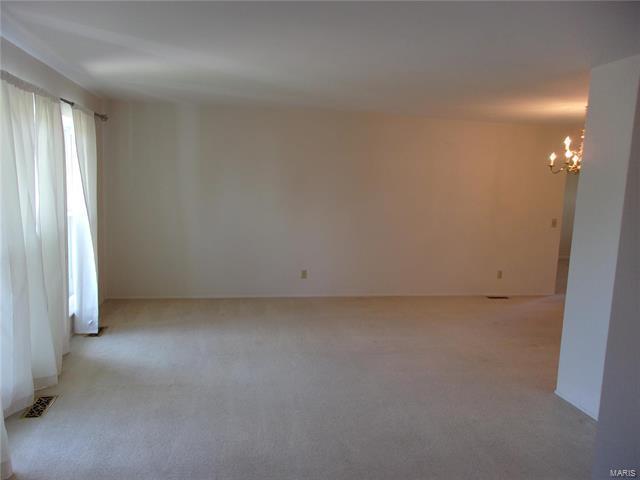 Foto del edificio - 2841 Flamewood Dr