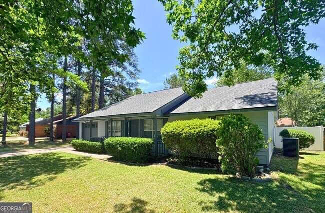 Foto del edificio - 204 Merriwood Cir
