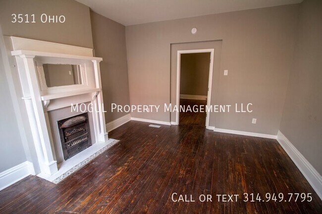 Building Photo - Sweet deal near Cherokee Street! ***FREE R...