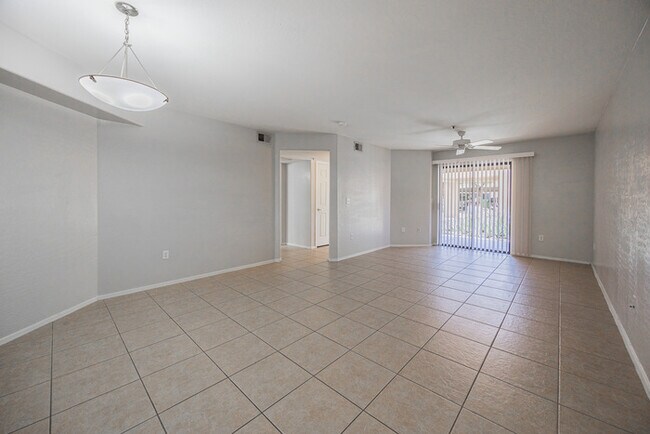 Foto del edificio - 1287 N Alma School Rd