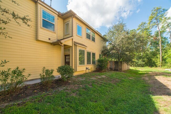 Building Photo - 90 Cheswood Manor Drive