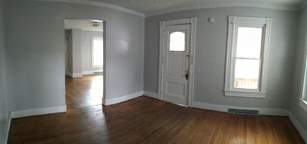 Primary Photo - 331 S. Goodman St.
